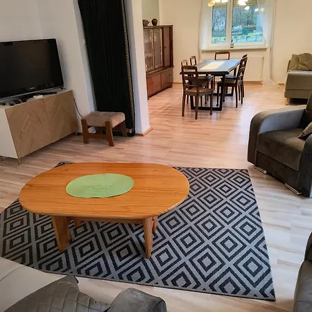 Haus-dorfidyll Ferienhaus